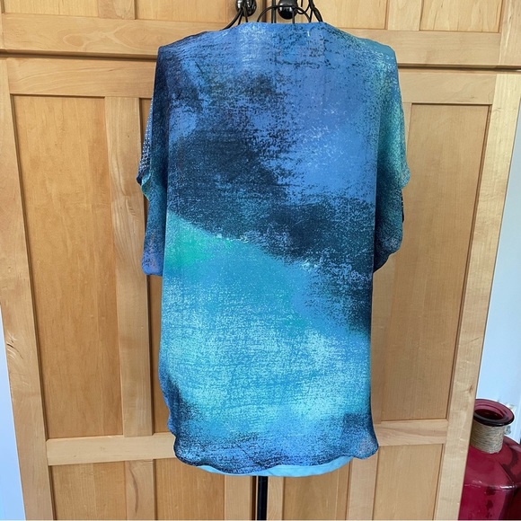 World Unity blue with bling Top with underneath tank size Large - Picture 4 of 8